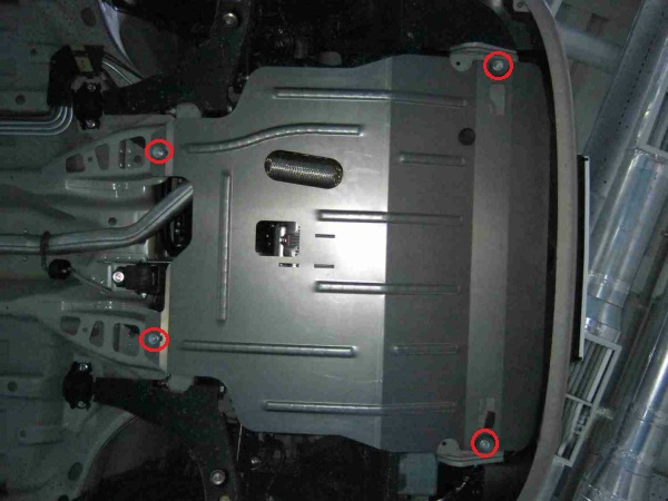 Размещение болтов крепления защиты поддона картера двигателя Daewoo Sens