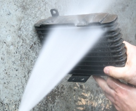Промывка сот радиатора охлаждения рабочей жидкости вариатора или АКПП Mitsubishi Outlander XL