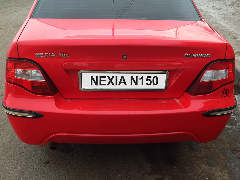 Задние фонари автомобиля Daewoo Nexia N150