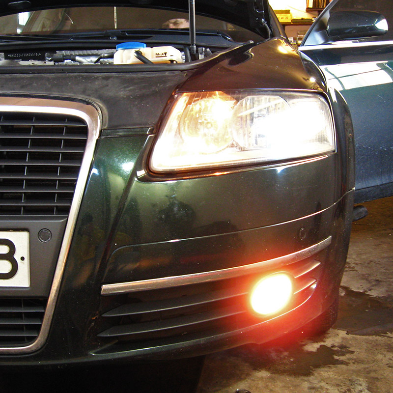 Дальний свет и свет ПТФ на Audi A6 4F/C6 2004-2011