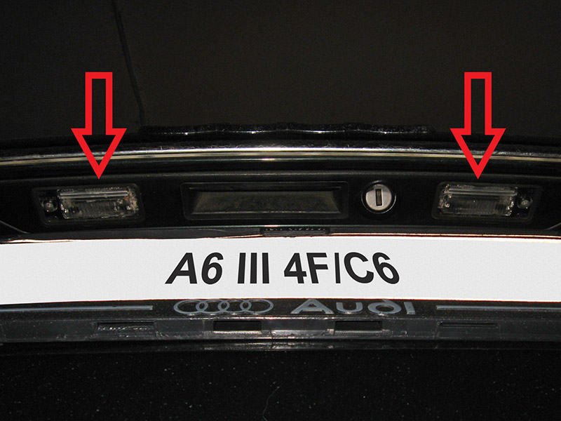 Лампы освещения номерного знака на Audi A6 4F/C6 2004-2011