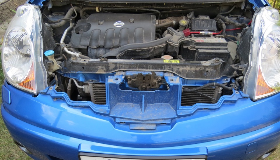 Снятие и установка переднего бампера Nissan Note 2004 - 2012