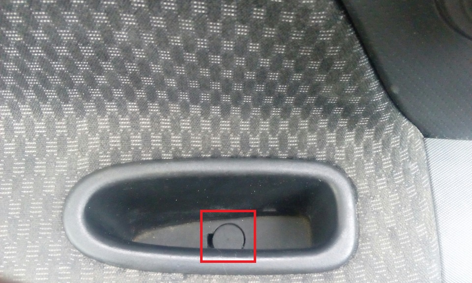 Снятие и установка обивки передней двери Nissan Note 2004 - 2012