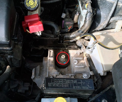 Замена левой опоры двигателя Nissan Note 2004 - 2012
