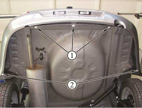 Нижние элементы крепления заднего бампера к кузову Лада Гранта (ВАЗ 2190)