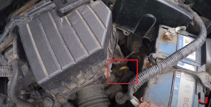 Проверка уровня и доливка жидкости в коробку передач Honda Civic 2005 - 2011