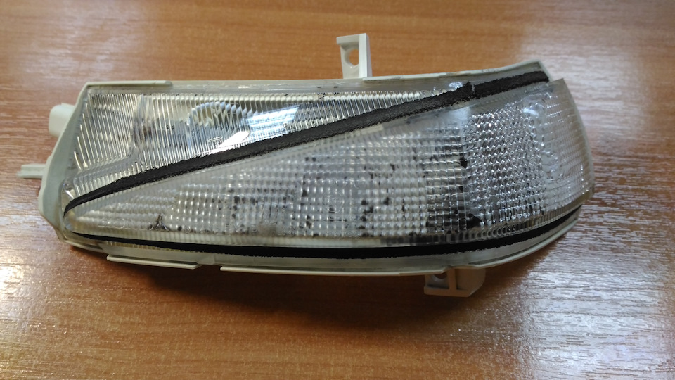 Снятие фонаря бокового указателя поворота Honda Civic 2005 - 2011