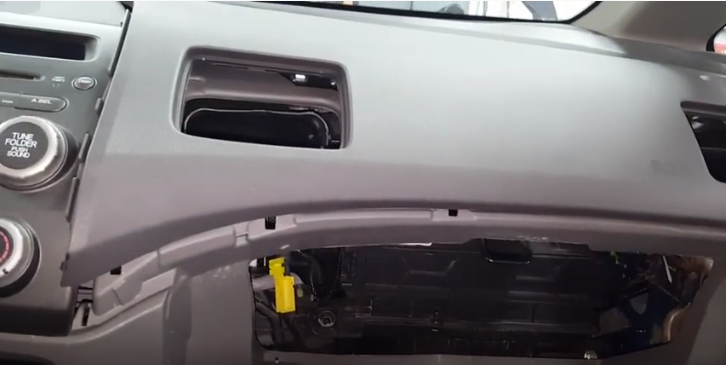 Снятие подушки безопасности переднего пассажира Хонда Цивик