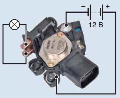 Проверить щеткодержатель генератора на автомобиле Hyundai Solaris