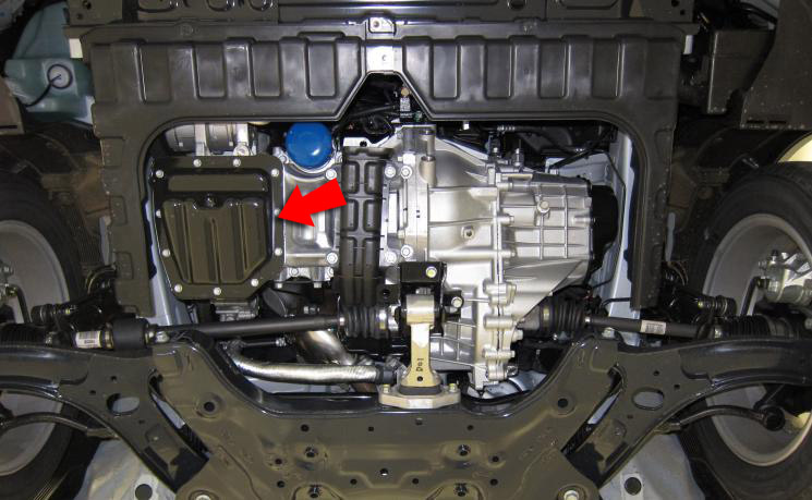 Осмотреть масляный картер двигателя на автомобиле Hyundai Solaris 2010-2016