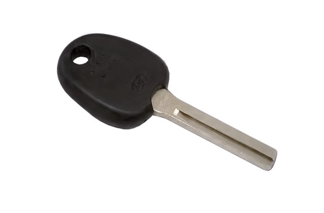 Простой ключ зажигания с транспондером иммобилайзера на автомобиле Hyundai Solaris 2010-2016