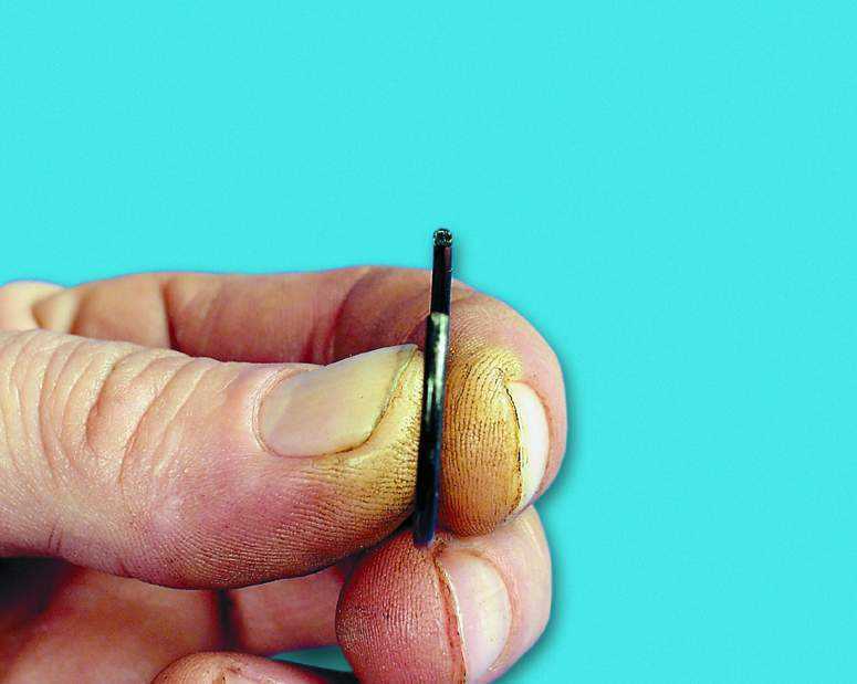 Проверка стопорного кольца поршневого пальца Лада Гранта (ВАЗ 2190)