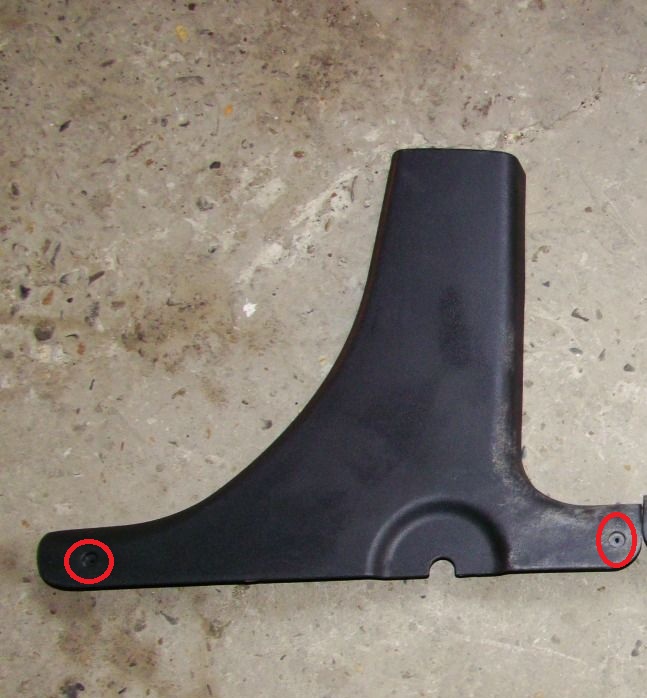 Размещение отверстий под винты крепления нижней накладки центральной стойки кузова Лада Гранта (ВАЗ 2190)