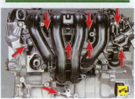 Расположение болтов крепления впускного коллектора автомобиля Ford Focus 2
