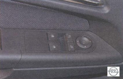 Блок управления электростеклоподъемников на автомобиле Opel Astra